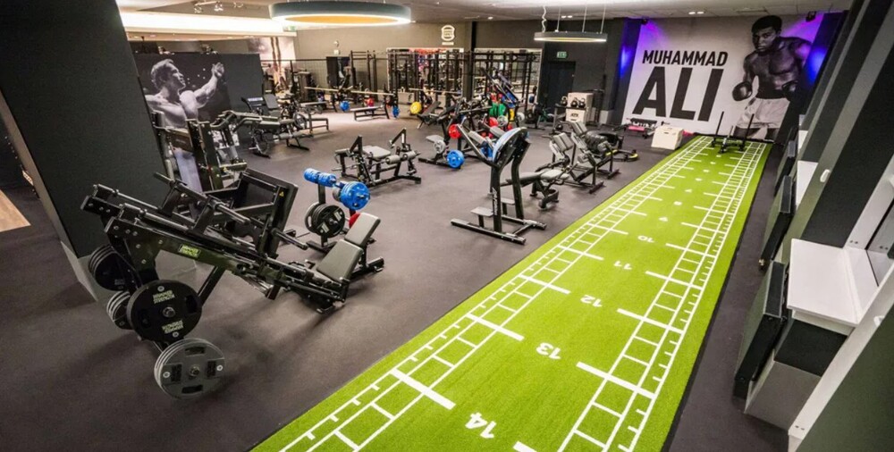 La cadena de gimnasios Basic-Fit adquiere Clever Fit en Alemania