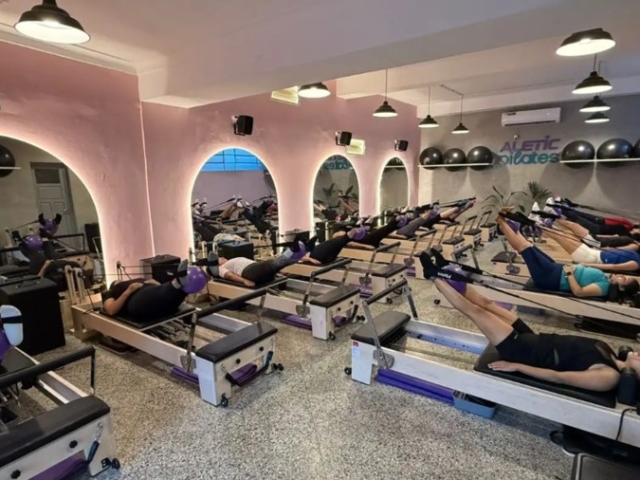 Aletic Pilates incorpora 14 camillas reformer del fabricante MIR