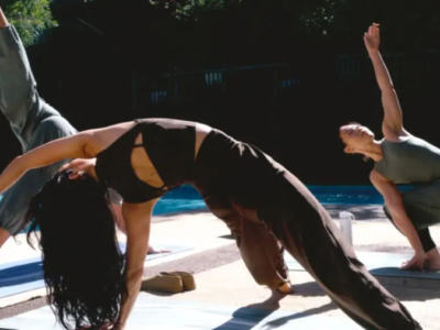 lululemon ofrecerá 50 mil plazas gratuitas para clases de yoga y Pilates