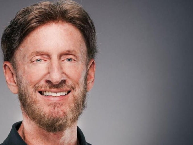 24 Hour Fitness nombra a Mark Mastrov como CEO interino